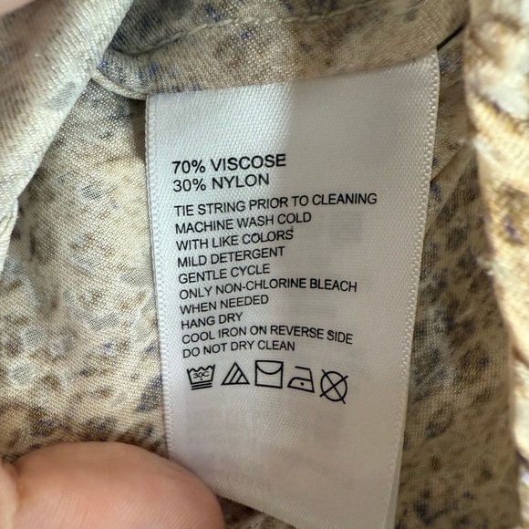 Tommy Bahama Ladies Playa Python Peasant Top Size Small - Picture 5 of 7